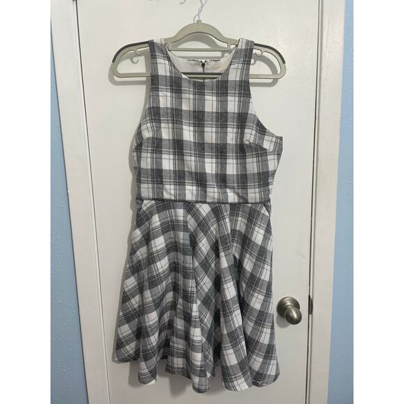 Grayson Fit and Flare Dress Medium Gray Plaid Ruffle Cottage Core Country Club - Picture 1 of 7